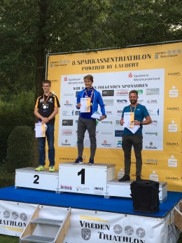 8. Vredener Sparkassentriathlon_Treppchenplatz für Sascha