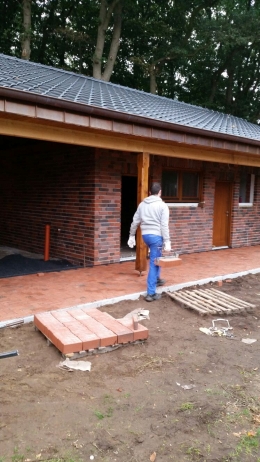 Innenausbau & Pflasterung